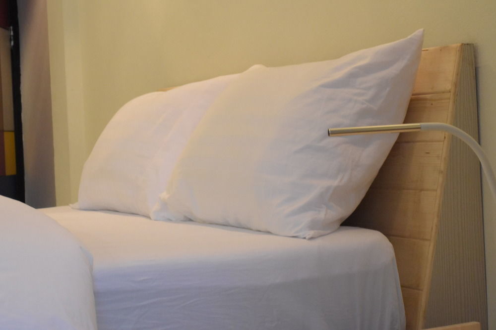 Room At Prachachuen Nonthaburi Luaran gambar